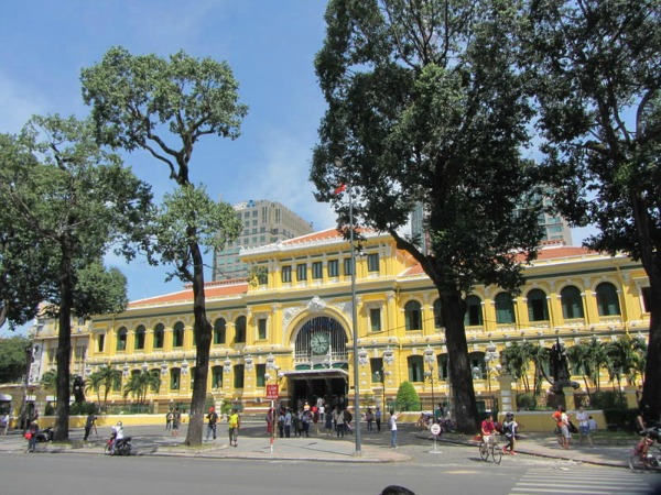 Le Poste Centrali, Saigon