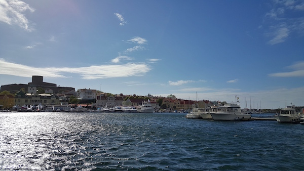 Marstrand vista dalla terraferma