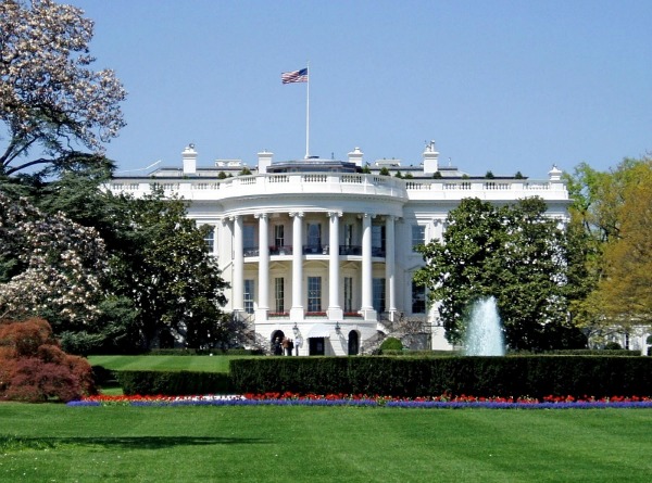 Washington e una delle sue immagini più conosciute… la Casa Bianca