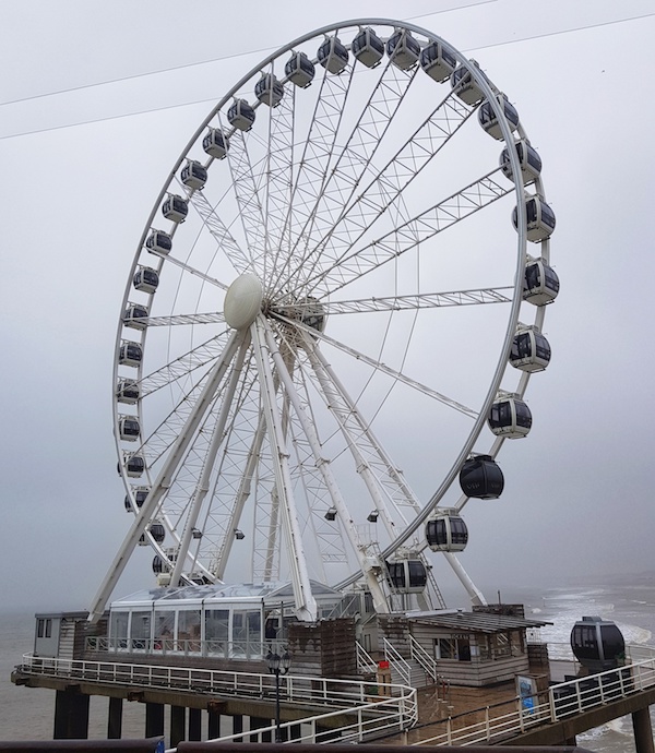 La ruota panoramica sul molo di Scheveningen