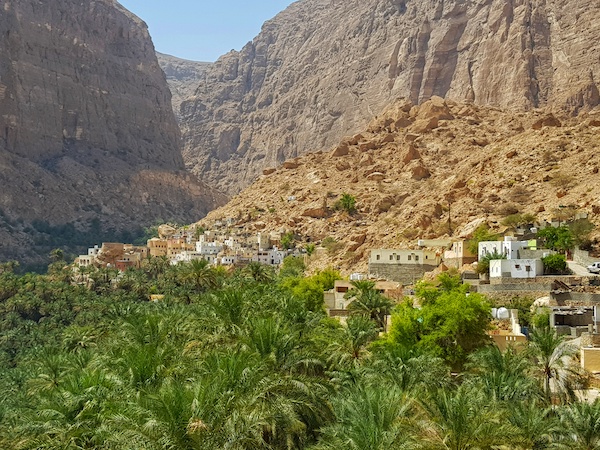 Uno dei paesini che incontri nel Wadi Tiwi in Oman
