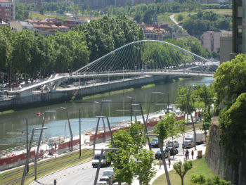 Lungo fiume Bilbao