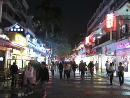 Guilin: promenade