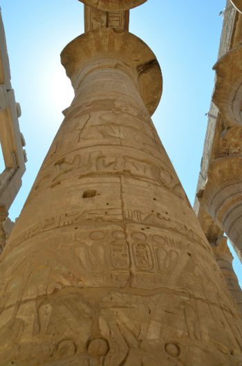 Colonna al Tempio di Karnak 