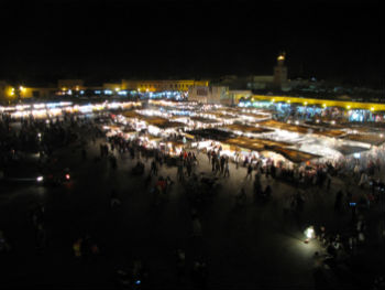 Piazza Jemaa El Fna di sera
