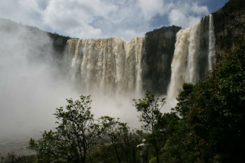 Cascata Apongwao