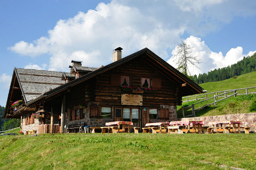 La Malga Sass in Val di Fiemme