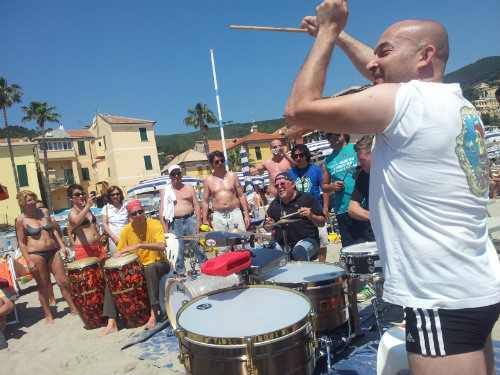 Artisti in spiaggia