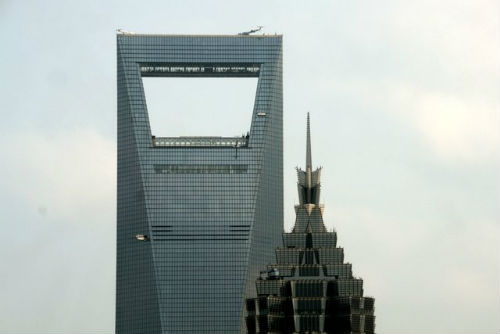 Il Cavatappi e la torre Jinmao