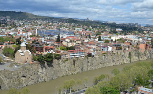 Le belle case a picco sul fiume