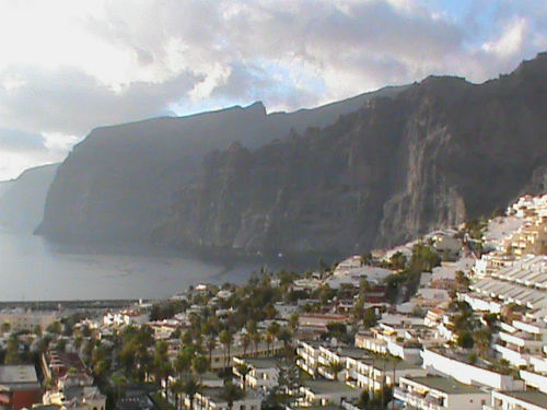 Los Gigantes