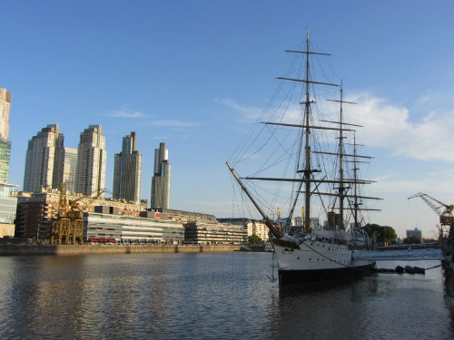 Puerto Madero e la Fragata Presidente Sarmiento