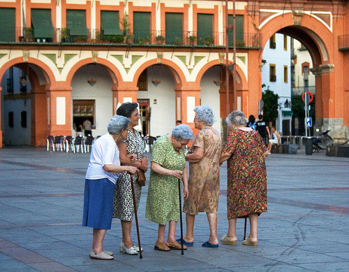 Anziane donne in gita