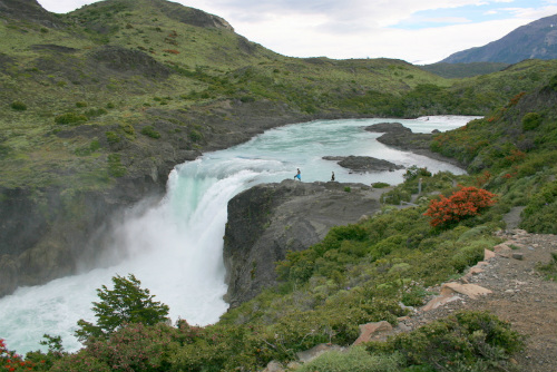 Cascata Torres del Paine