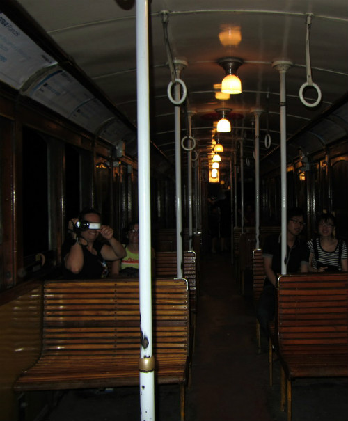 I vagoni in legno della vecchia metro di Buenos Aires