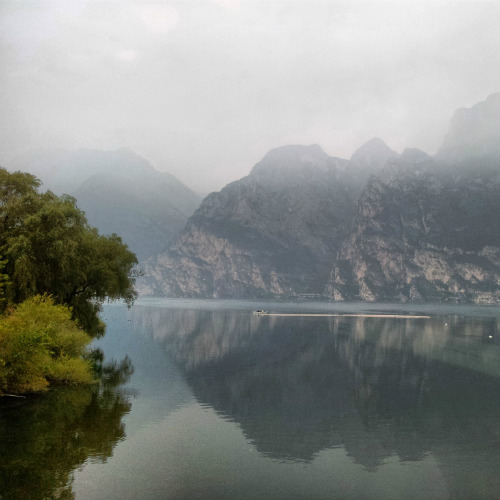 Nebbia sul Lago