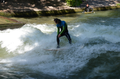 Surfare agli Englischer Garten