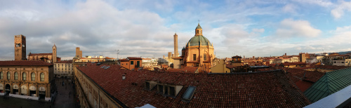 Il panorama di Bologna 