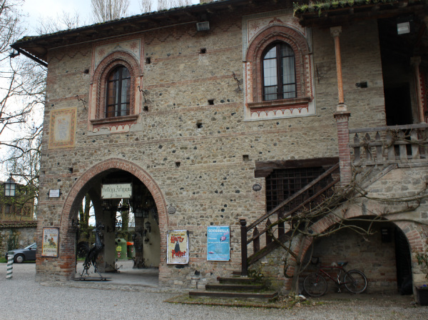 Scorci del Borgo a Grazzano Visconti 