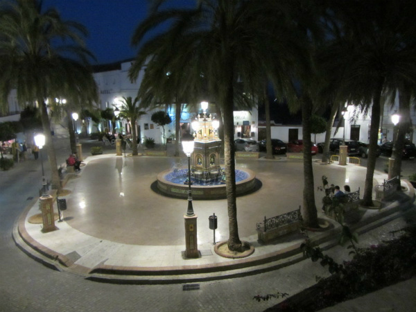 Piazzetta con vasca di Vejer, Andalusia