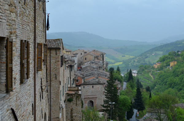 Uno scorcio del borgo medievale