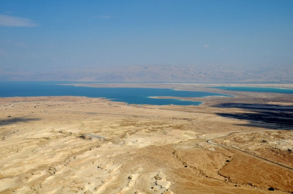 La vista sul deserto e sul Mar Morto da Masada