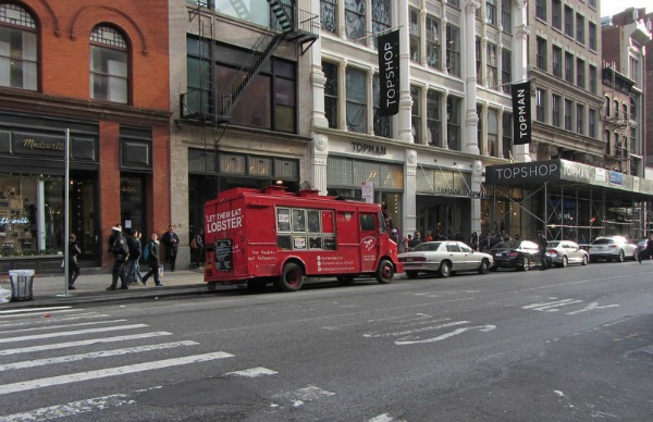 L’aragosta adesso si mangia anche in strada, Soho, NYC