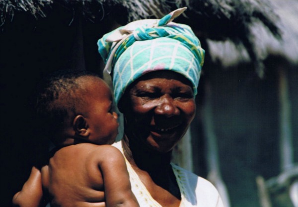 Una signora Sun, in Botswana