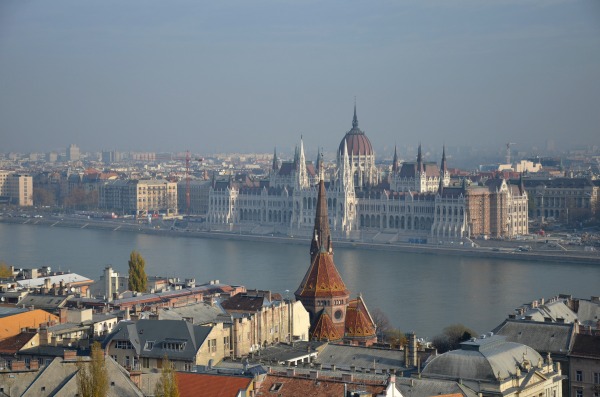 La vista del Parlamento dalla Collina di Buda