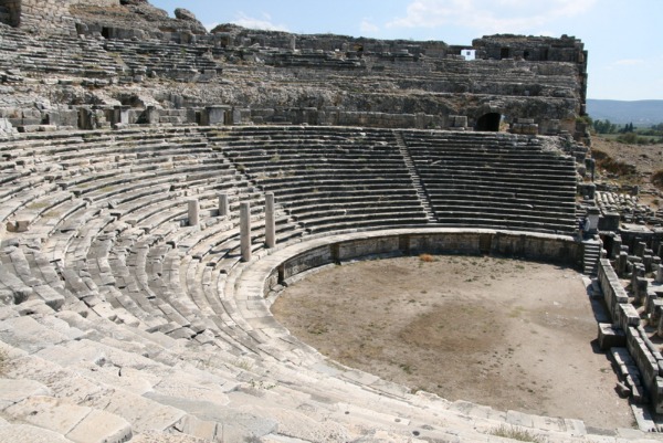 Mileto, teatro