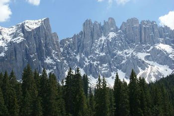 Un’estate verde tra le montagne di Obereggen in Alto Adige