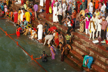 Maha Kumbh Mela, il piu’ grande pellegrinaggio del mondo e’ in India