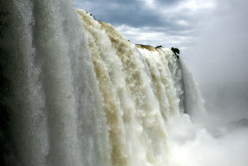 Cascate di Iguazù, informazioni per le escursioni dall’Argentina e dal Brasile