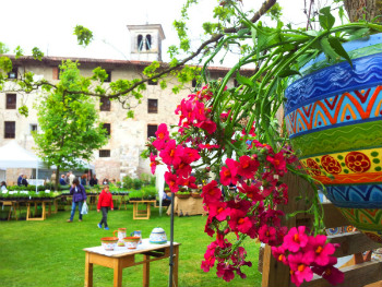 Strassoldo, fiori e artigiani tra risorgive del Friuli