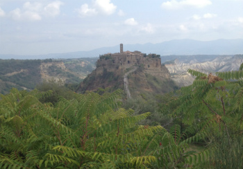 Civita di Bagnoregio, la città che muore… speriamo di no!